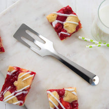Rada Cutlery Serverspoon (R116), Slotted 3.5