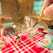 MGA's Miniverse Make It Mini Holiday 2025 (3 Pack), The Grinch Dr. Seuss, Mini Collectibles, Mystery Blind Packaging, Seasonal, DIY, Crafts, Resin Play, Replica Food, NOT Edible, Collectors, Gift, 8+